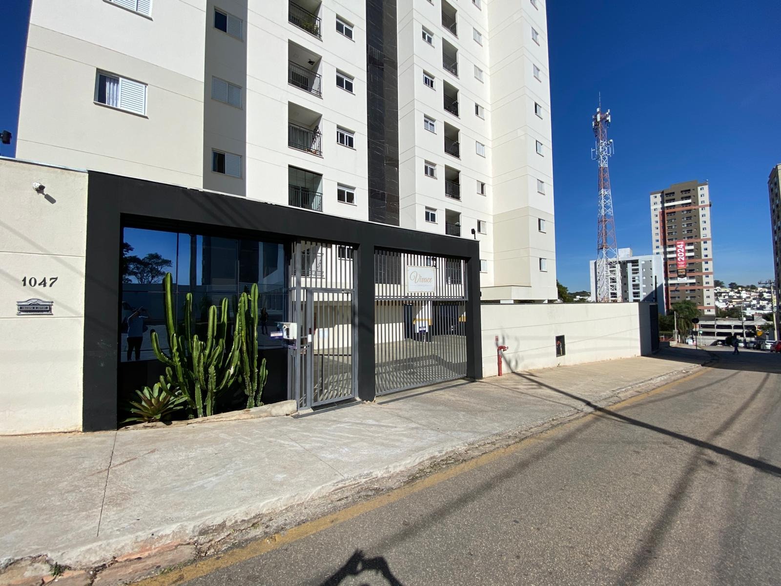 Apartamento de 80m² Localizado no Edifício Vivace Campolim.