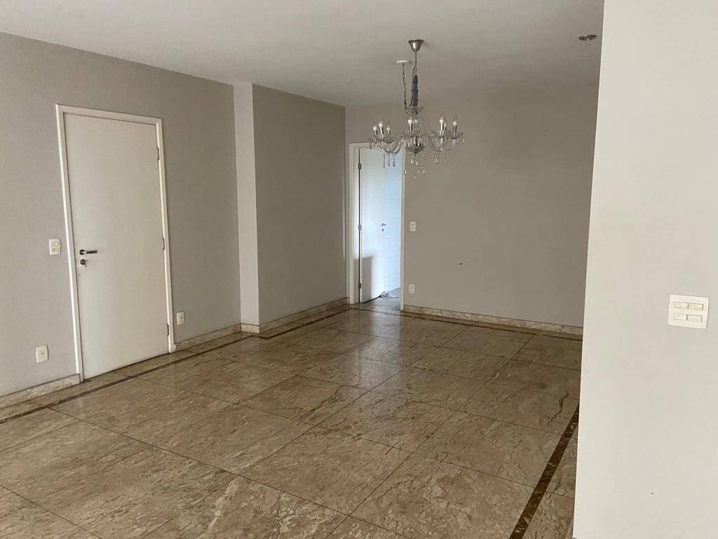 Apartamento de 165m² Localizado no Centro de Alphaville - Mont Blanc!