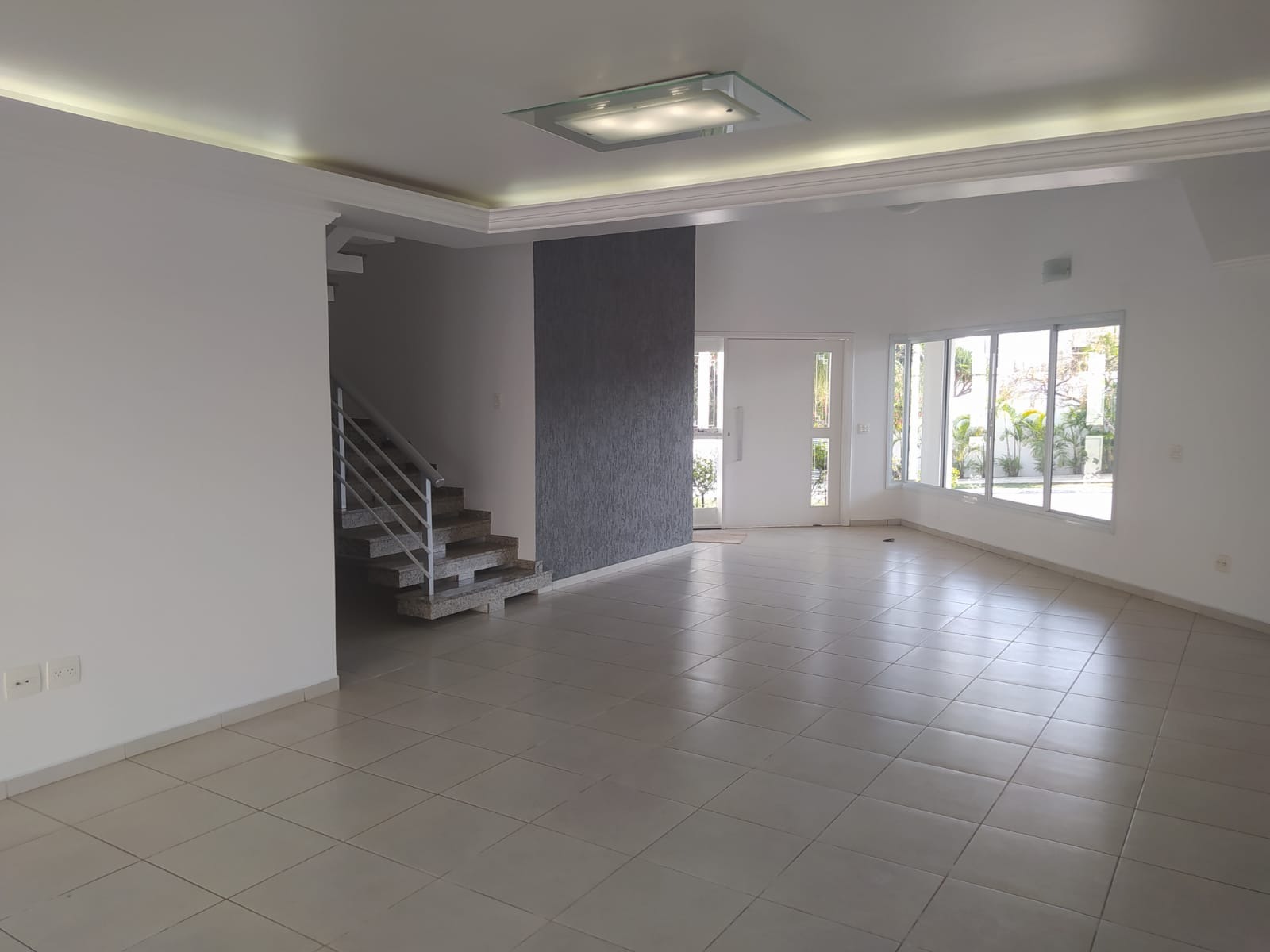 Sobrado de 336m² Localizado no Condomínio Granja Deolinda - Parque Santa Isabel, Sorocaba - SP!