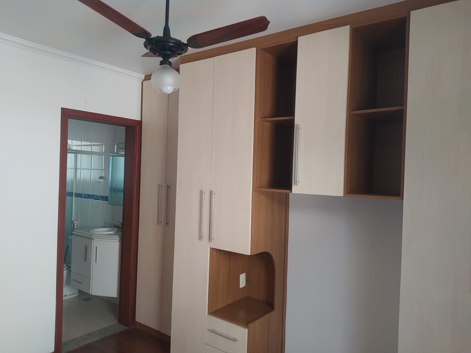 Casa à venda com 4 quartos, 336m² - Foto 24