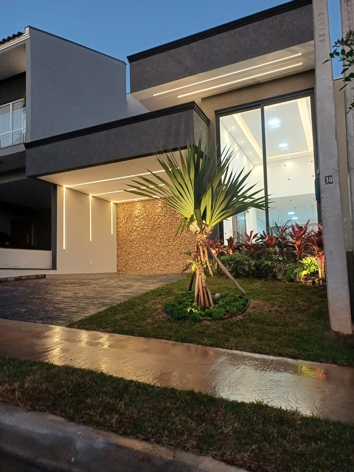 Casa Terrea de 160m² Localizada no Condomínio Terras de São Francisco - Sorocaba/SP!