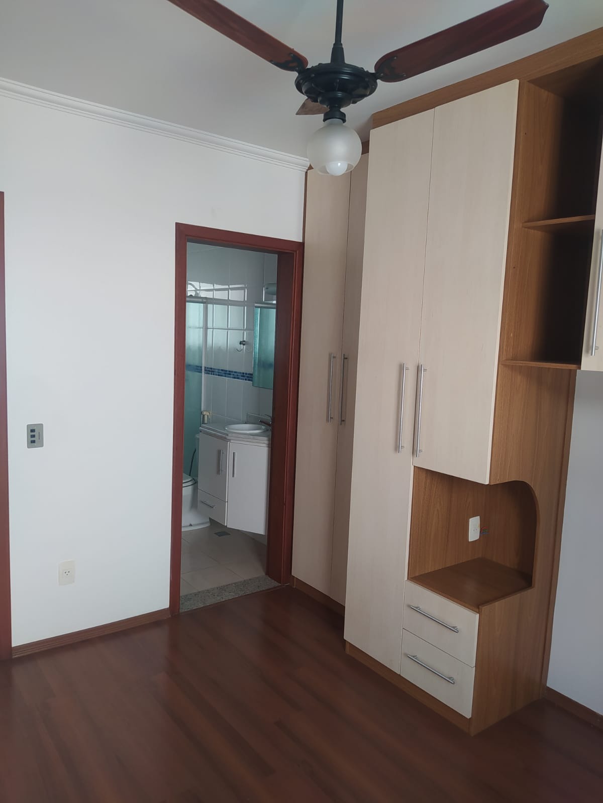 Casa à venda com 4 quartos, 336m² - Foto 25