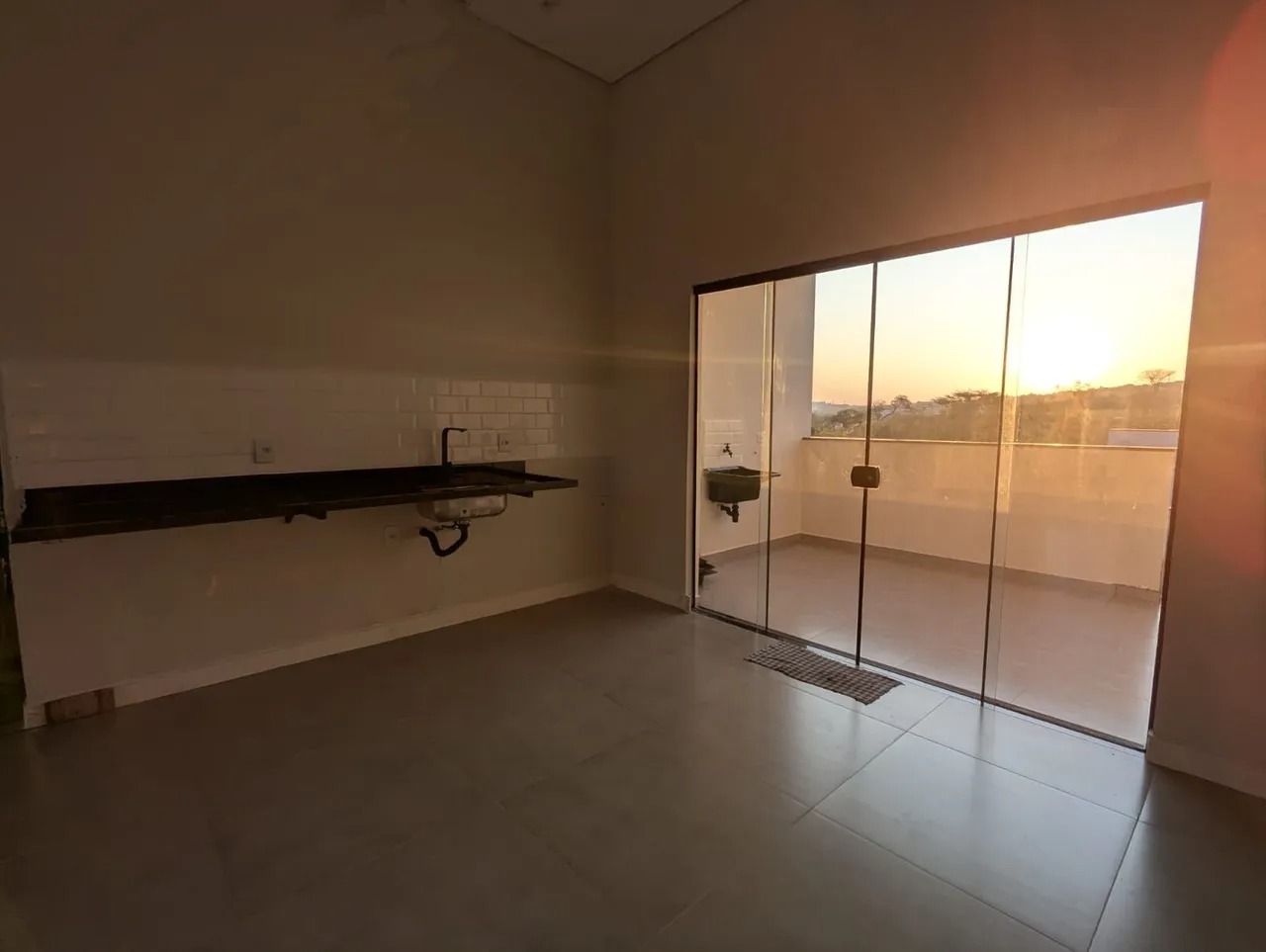 Casa à venda com 2 quartos, 175m² - Foto 6