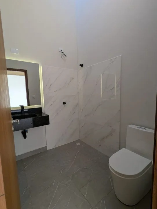 Casa à venda com 2 quartos, 175m² - Foto 11