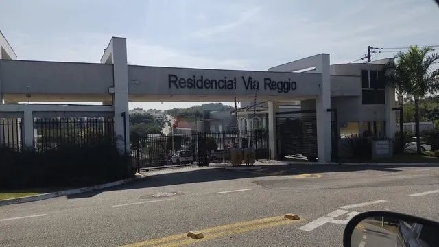 Terreno de 250m² Localizado no Condomínio Residencial Via Reggio!