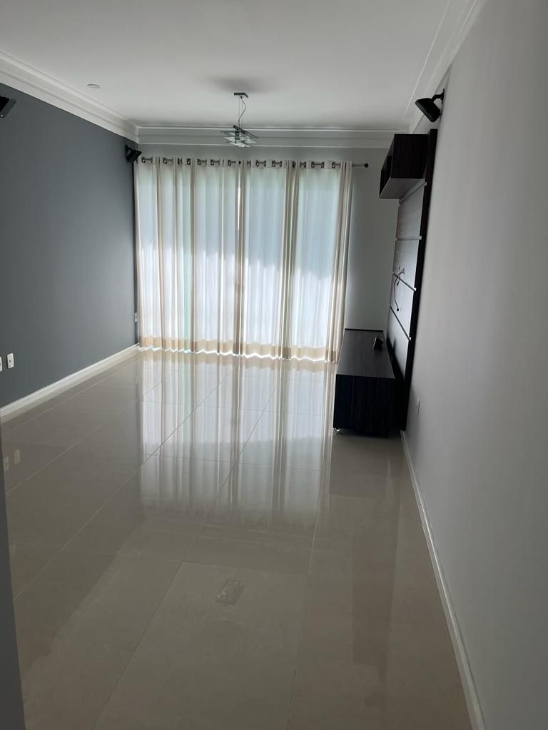 Apartamento à venda com 3 quartos, 100m² - Foto 9