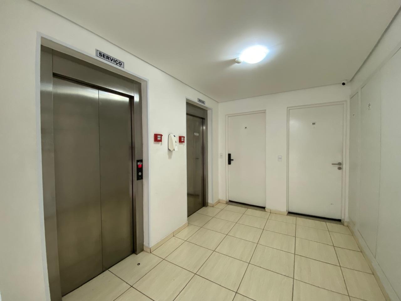 Apartamento à venda com 2 quartos, 62m² - Foto 3