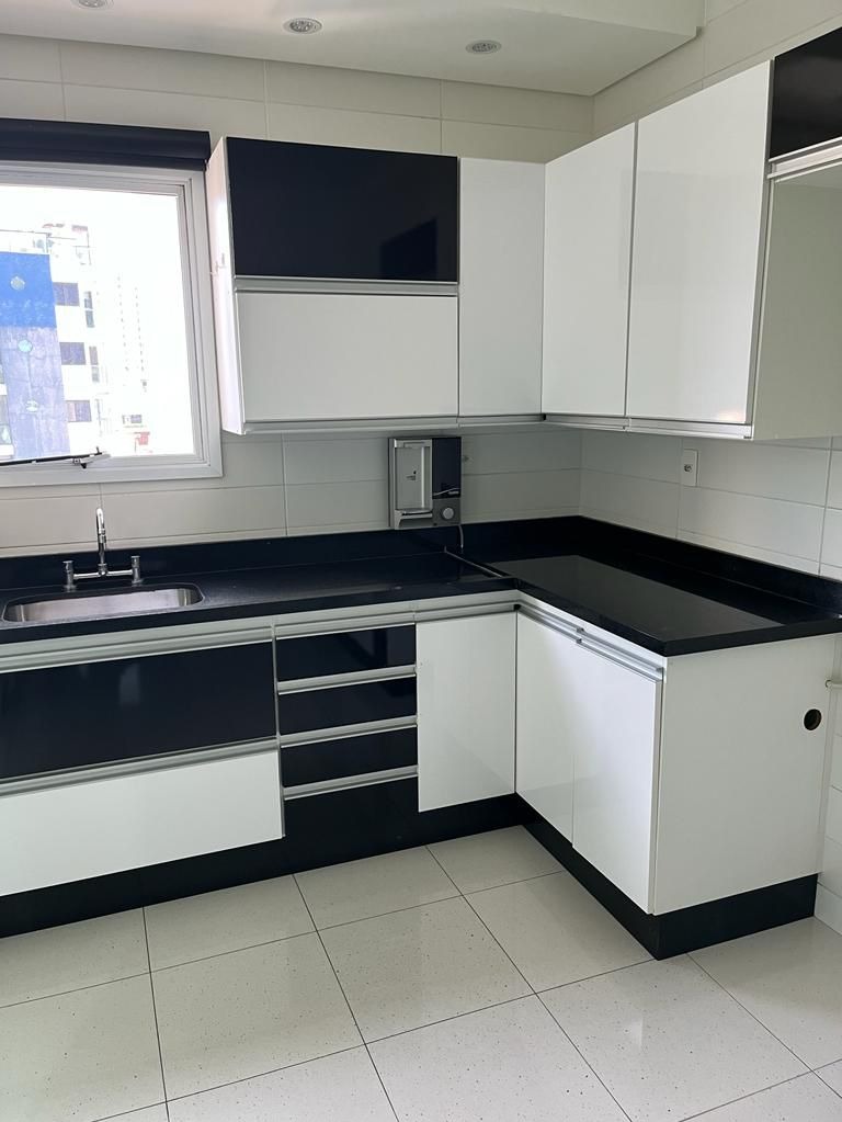 Apartamento à venda com 3 quartos, 100m² - Foto 5