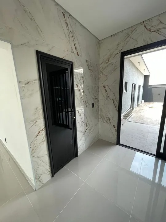 Casa à venda com 3 quartos, 250m² - Foto 5