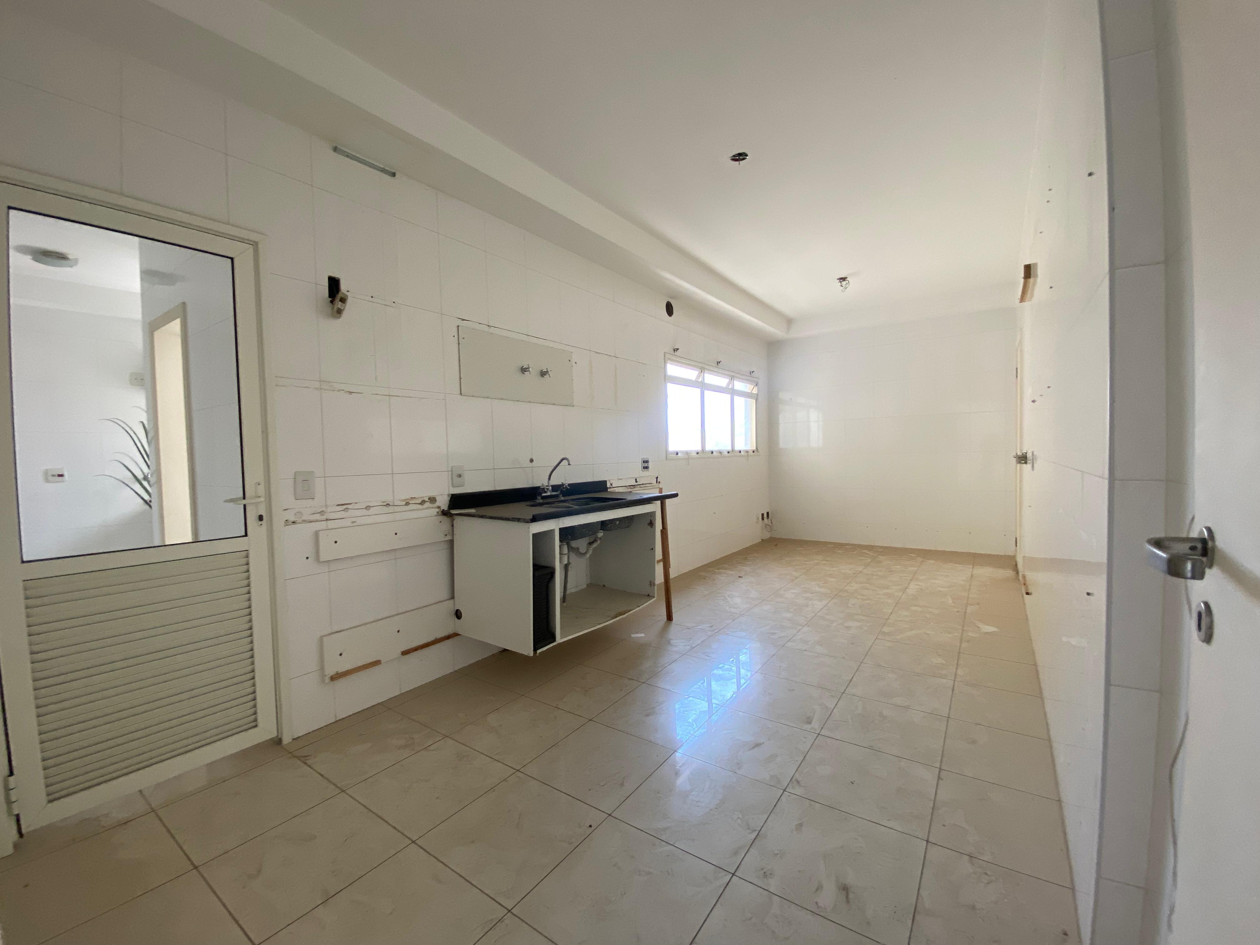 Apartamento à venda com 4 quartos, 246m² - Foto 25