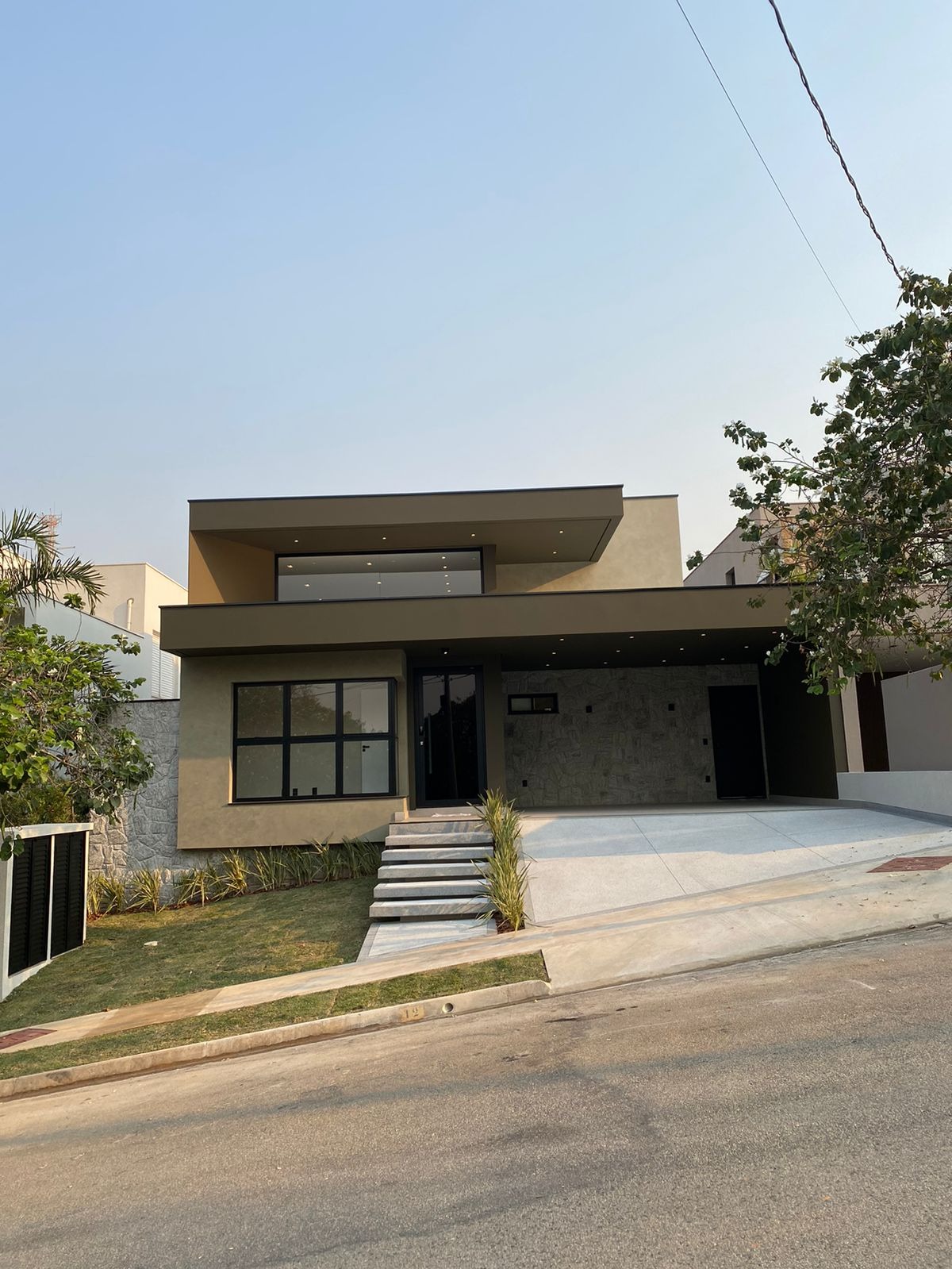 Casa Térrea de 186m², Localizado no Jardim Residencial Chácara Ondina!