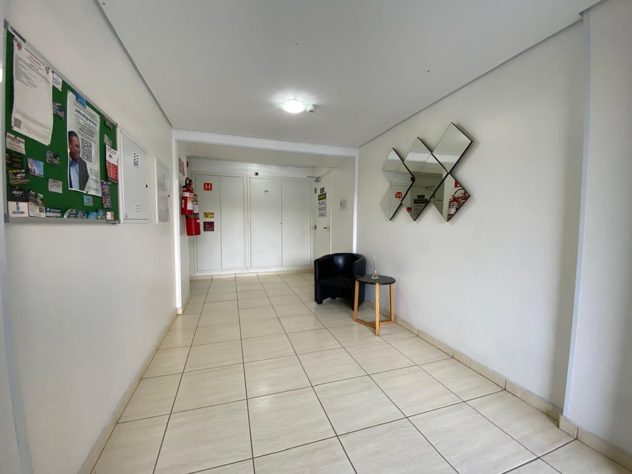 Apartamento à venda com 2 quartos, 62m² - Foto 12