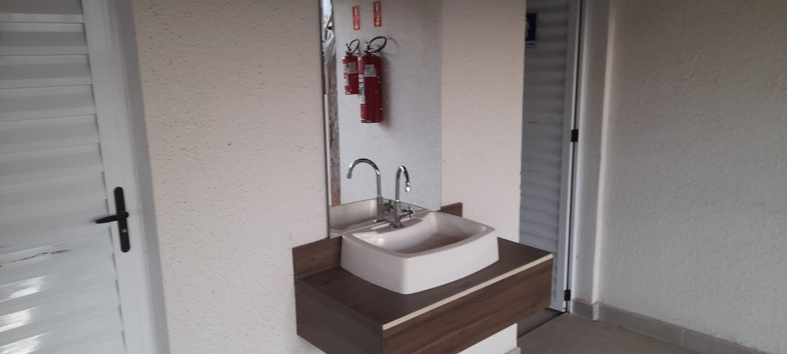 Apartamento à venda com 2 quartos, 50m² - Foto 17