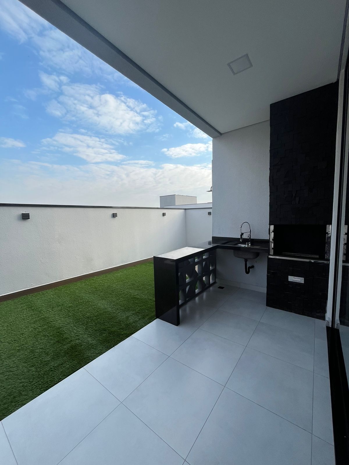 Casa à venda com 3 quartos, 169m² - Foto 11