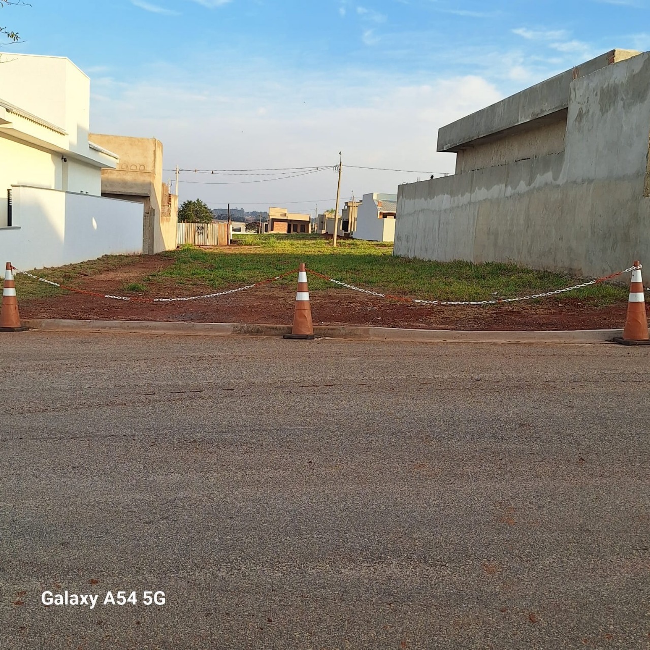 Terreno à Venda no Golden Ville Itapetininga - 352m² para Construção de Casas!