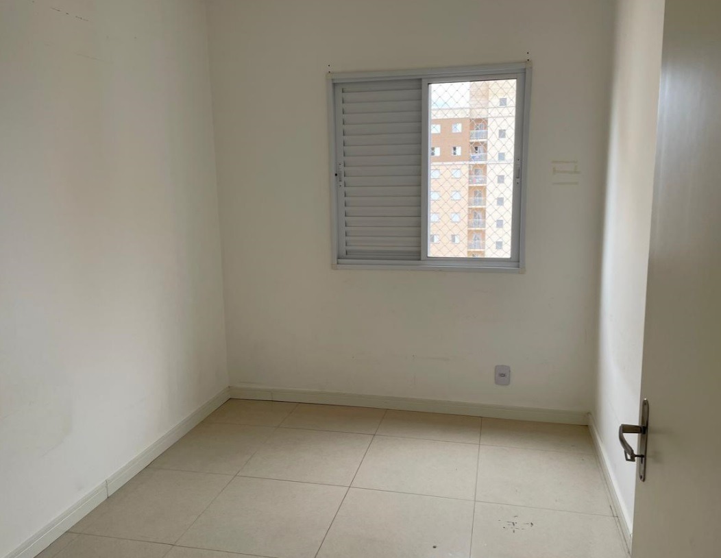 Apartamento à venda com 2 quartos, 66m² - Foto 13