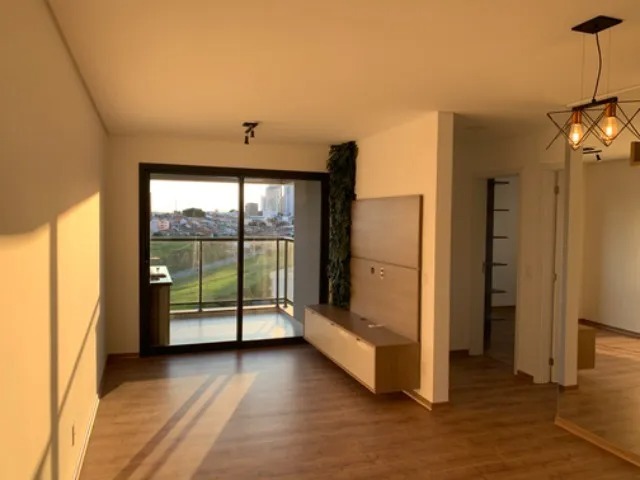 Apartamento à venda com 2 quartos, 72m² - Foto 2