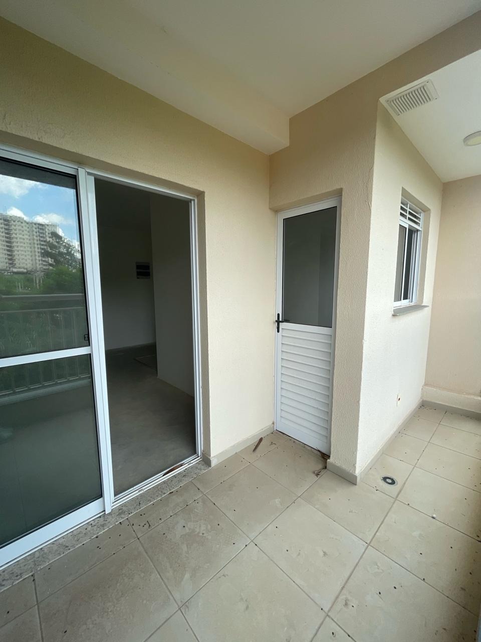 Apartamento à venda com 2 quartos, 63m² - Foto 7