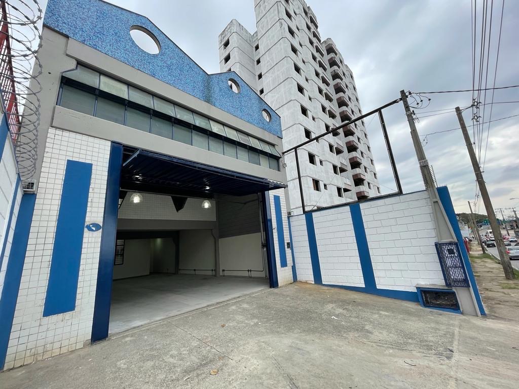 Galpao Comercial 184m transversal da Avenida General Carneiro