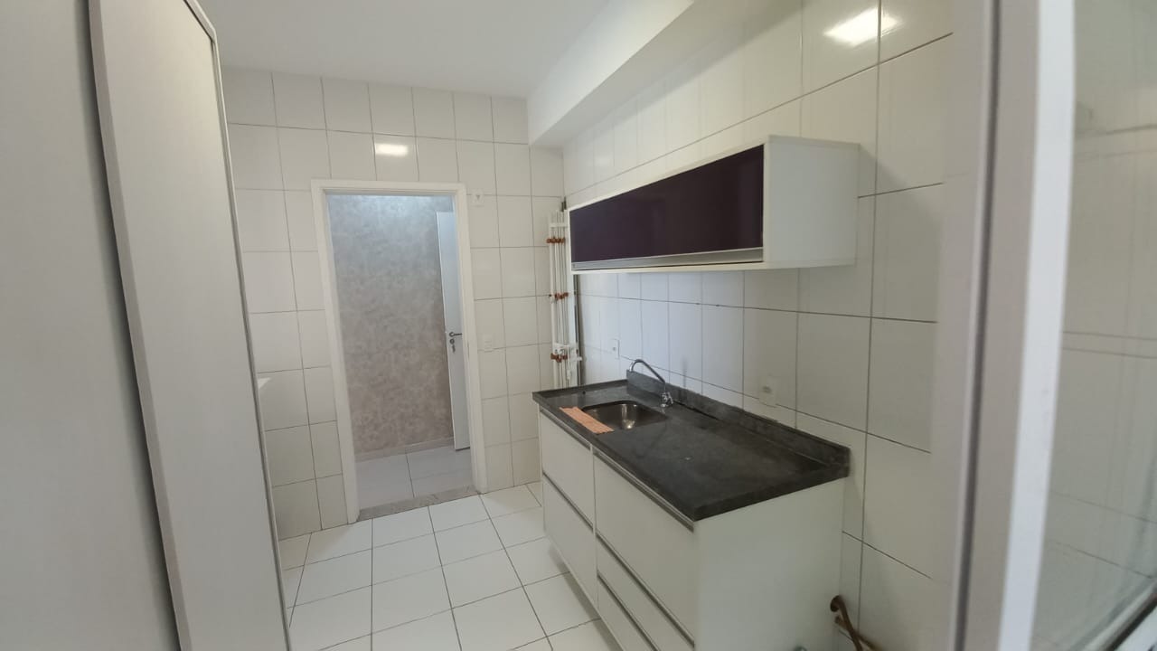 Apartamento à venda com 3 quartos, 85m² - Foto 7