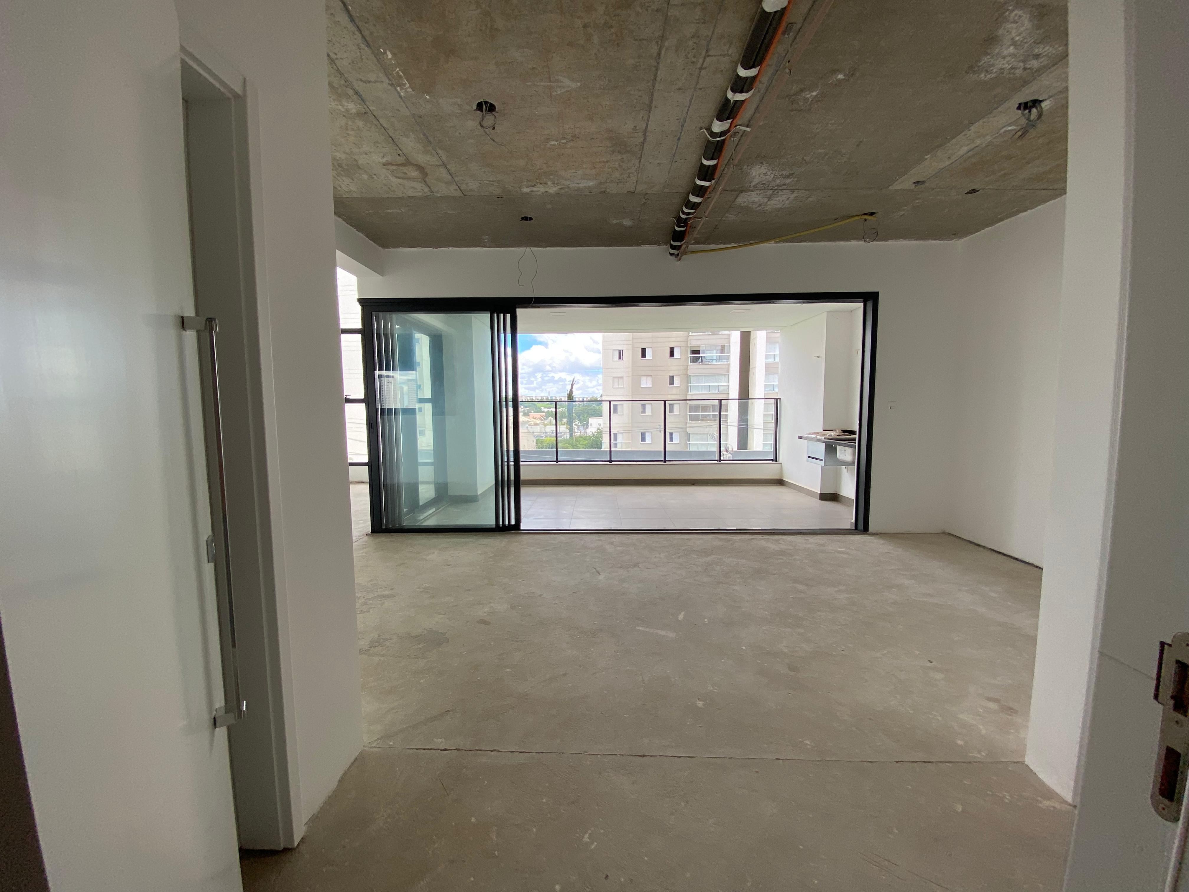 Apartamento à venda com 4 quartos, 220m² - Foto 2