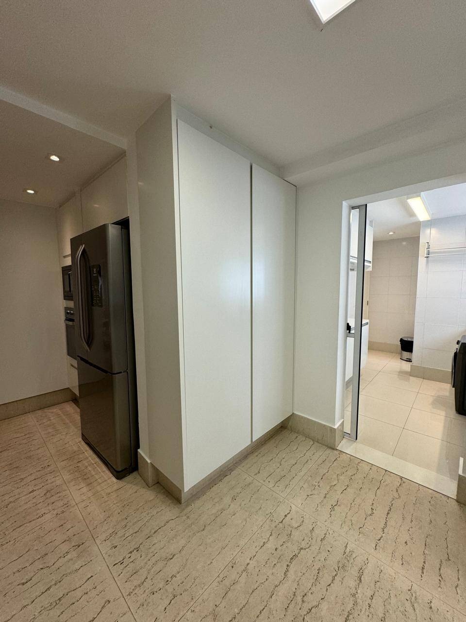 Apartamento à venda com 3 quartos, 315m² - Foto 17