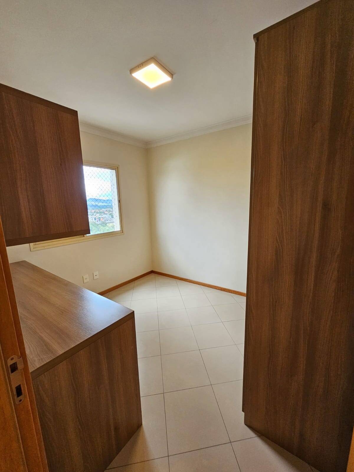 Apartamento à venda e aluguel com 2 quartos, 90m² - Foto 11