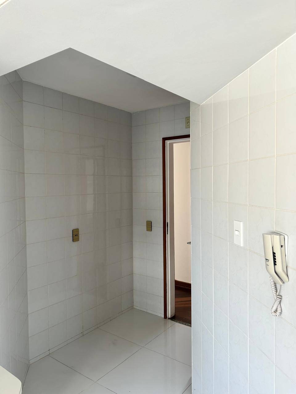 Apartamento à venda e aluguel com 3 quartos, 90m² - Foto 8