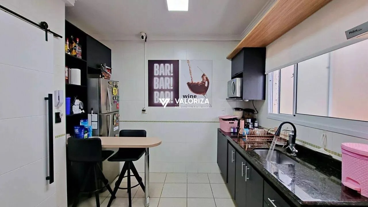 Apartamento para alugar com 2 quartos, 80m² - Foto 8