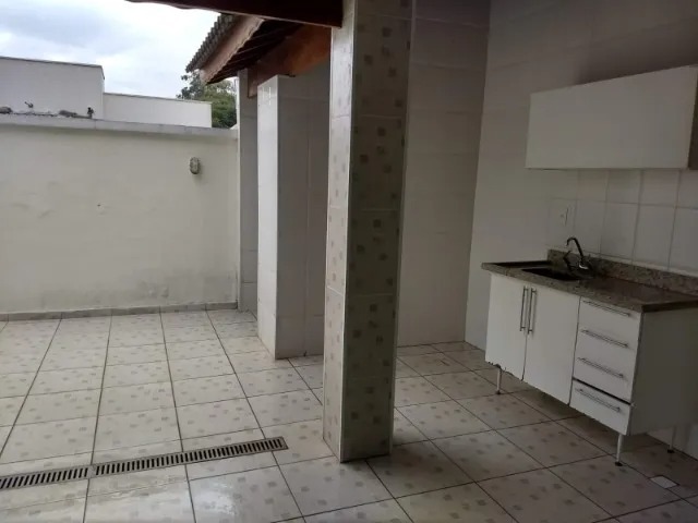 Casa à venda com 3 quartos - Foto 4