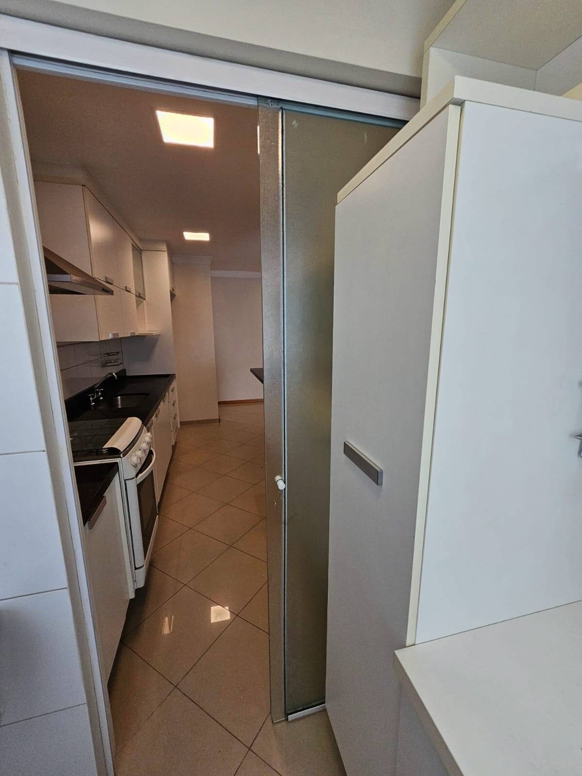 Apartamento à venda e aluguel com 2 quartos, 90m² - Foto 21