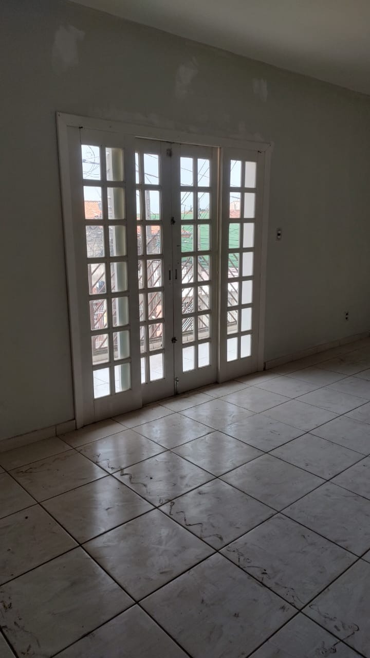 Casa à venda com 4 quartos, 150m² - Foto 5