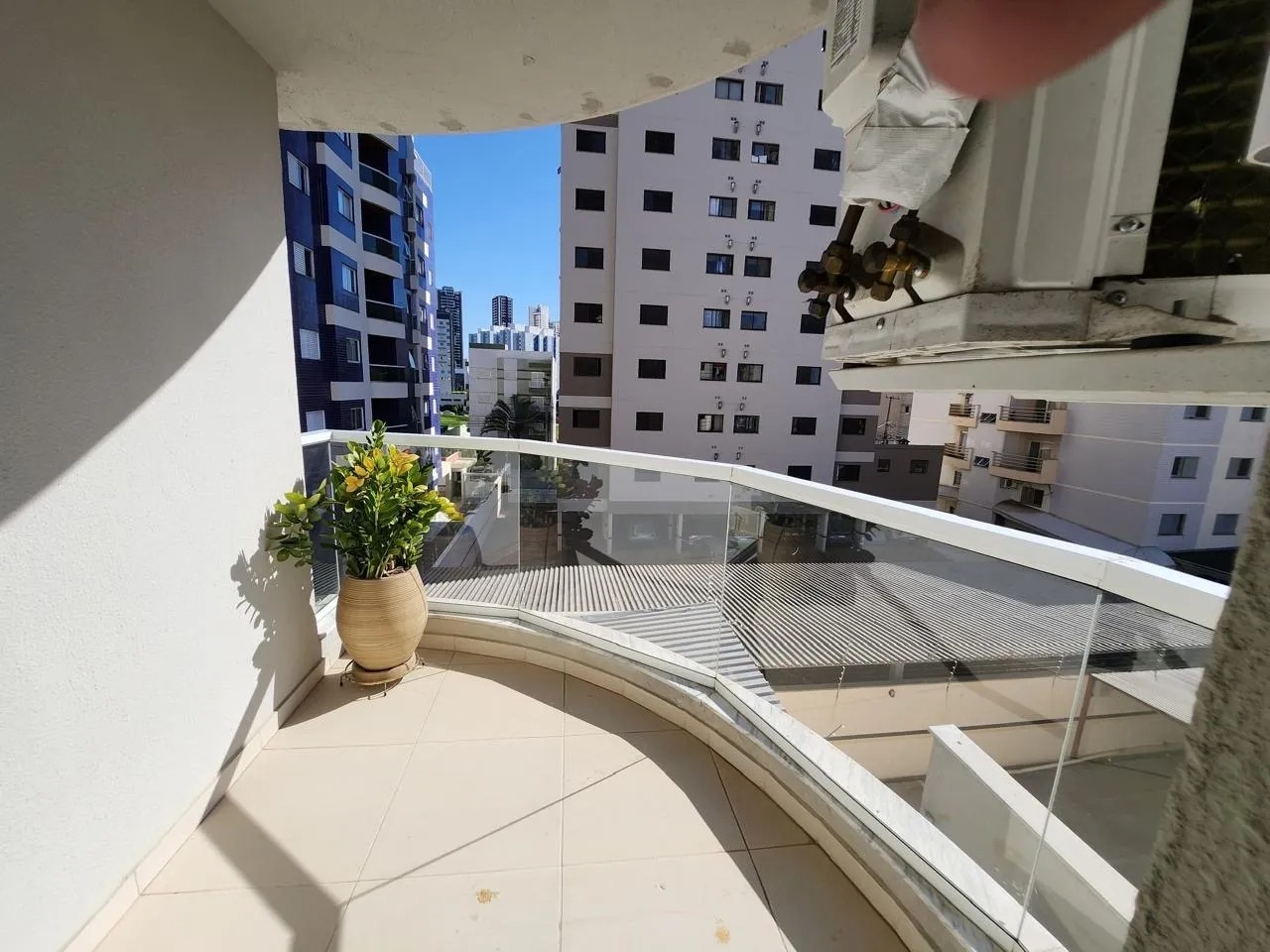 Apartamento à venda com 3 quartos, 93m² - Foto 13