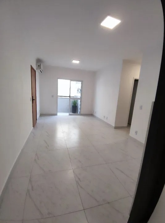 Apartamento à venda com 2 quartos, 69m² - Foto 5