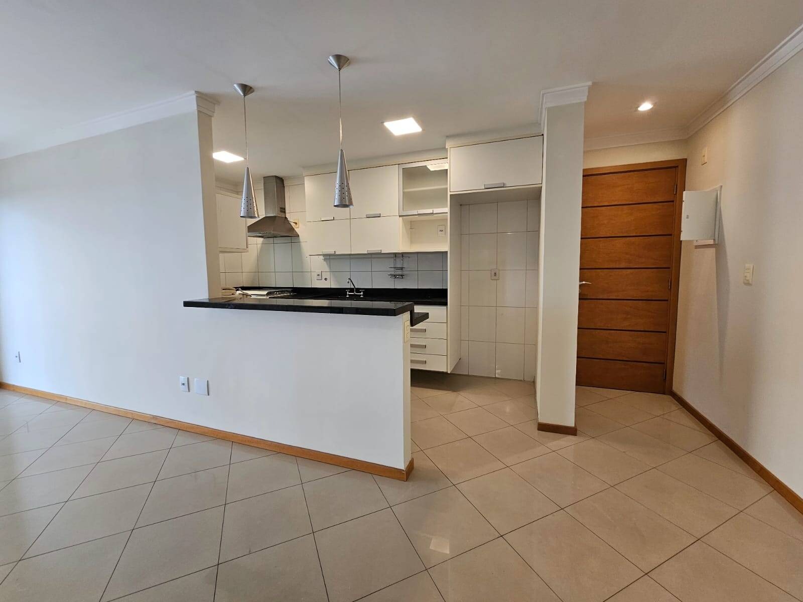 Apartamento à venda e aluguel com 2 quartos, 90m² - Foto 14