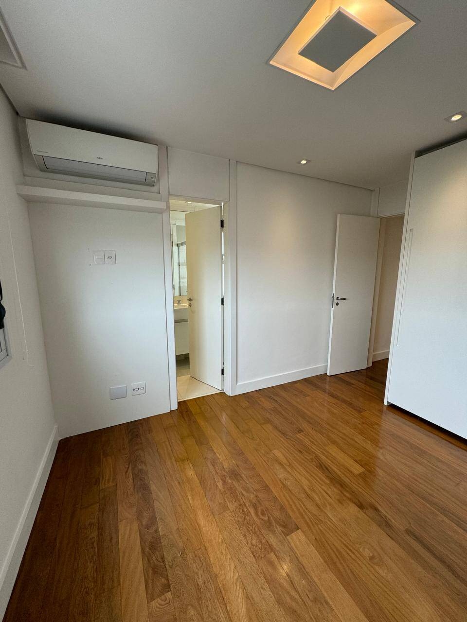 Apartamento à venda com 3 quartos, 315m² - Foto 31