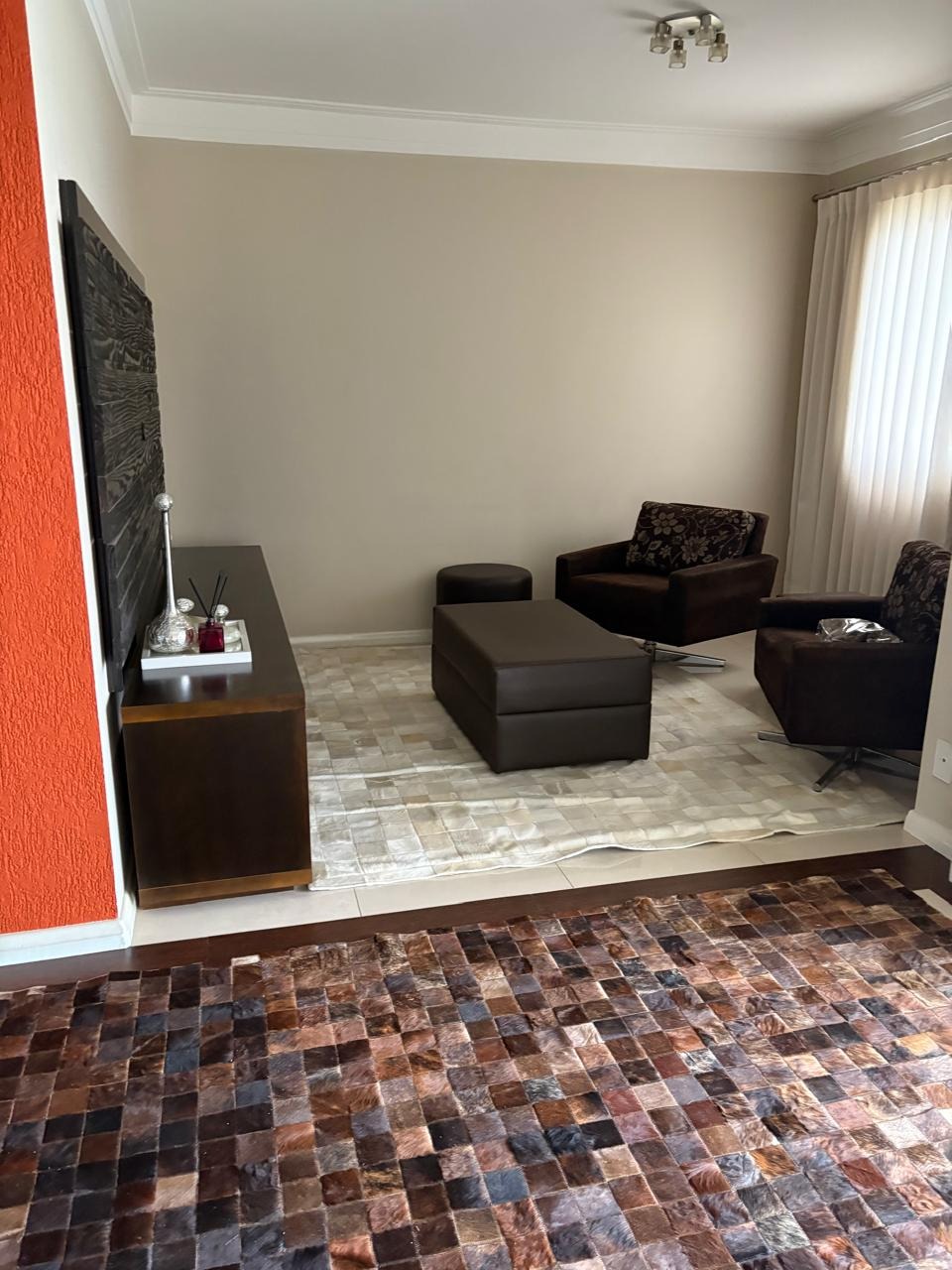 Apartamento à venda com 2 quartos, 130m² - Foto 2