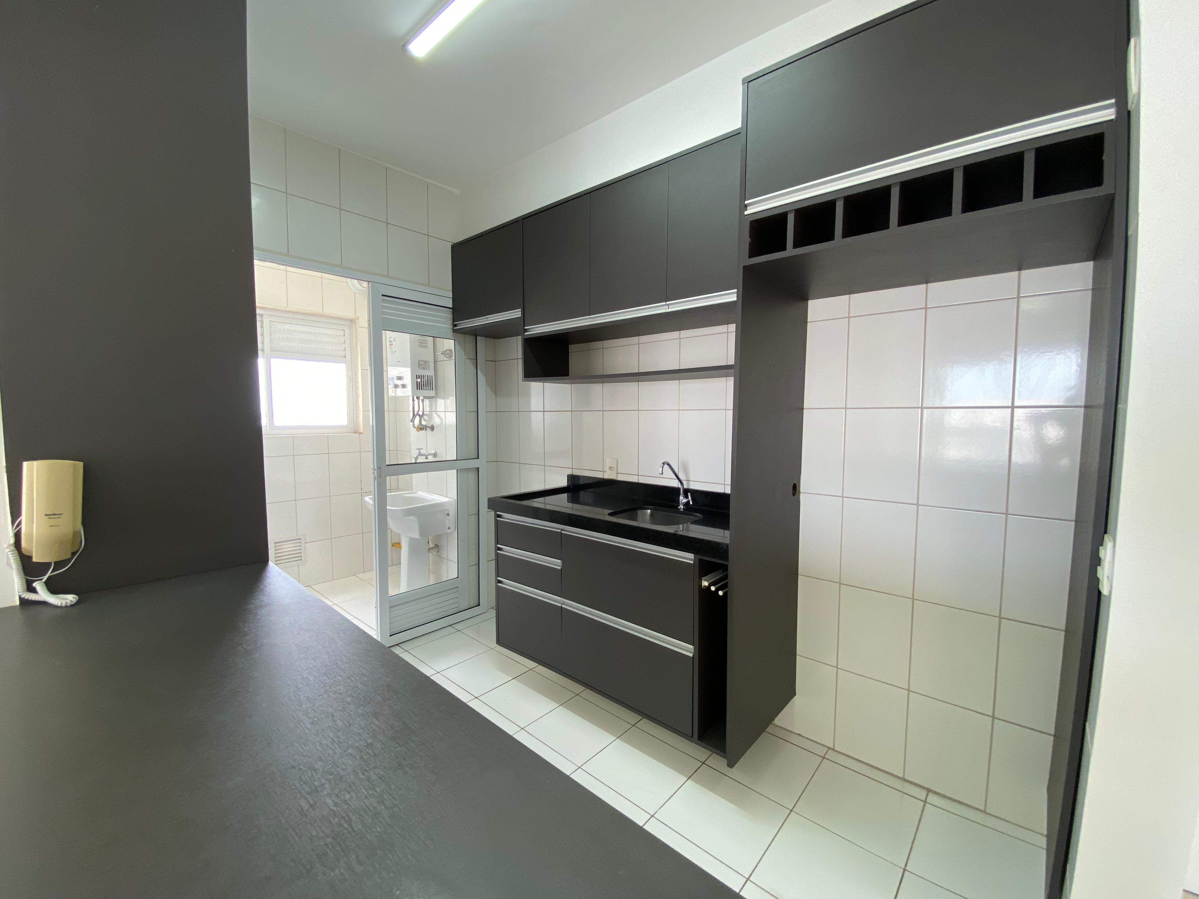 Apartamento para alugar com 3 quartos, 85m² - Foto 4