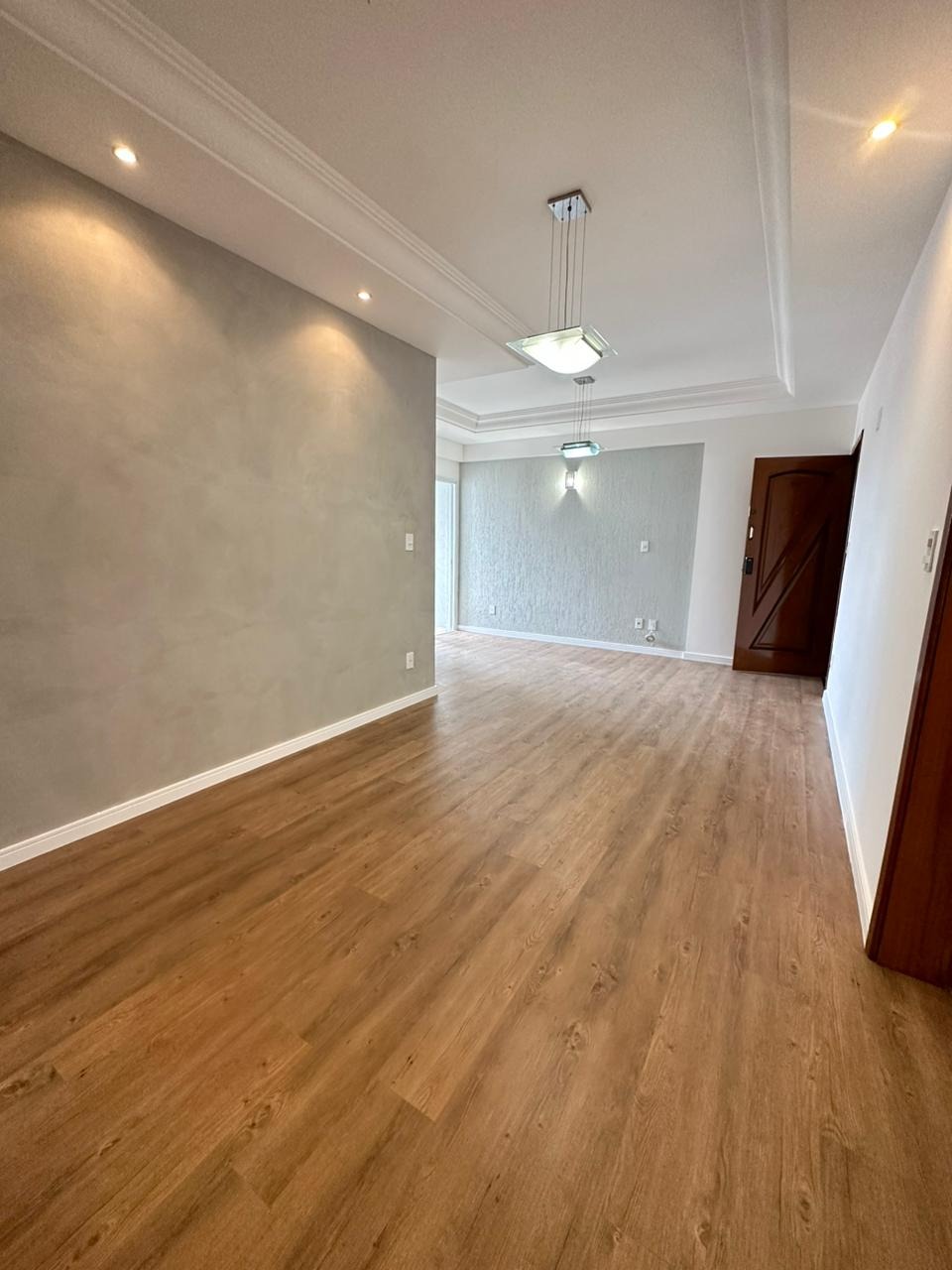 Apartamento à venda com 3 quartos, 85m² - Foto 10