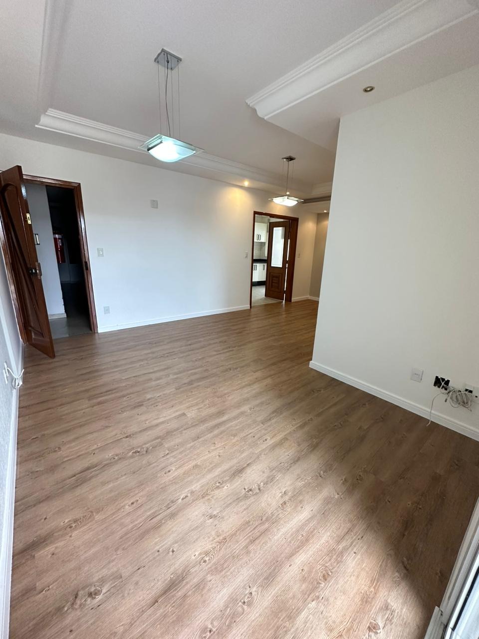 Apartamento à venda com 3 quartos, 85m² - Foto 1