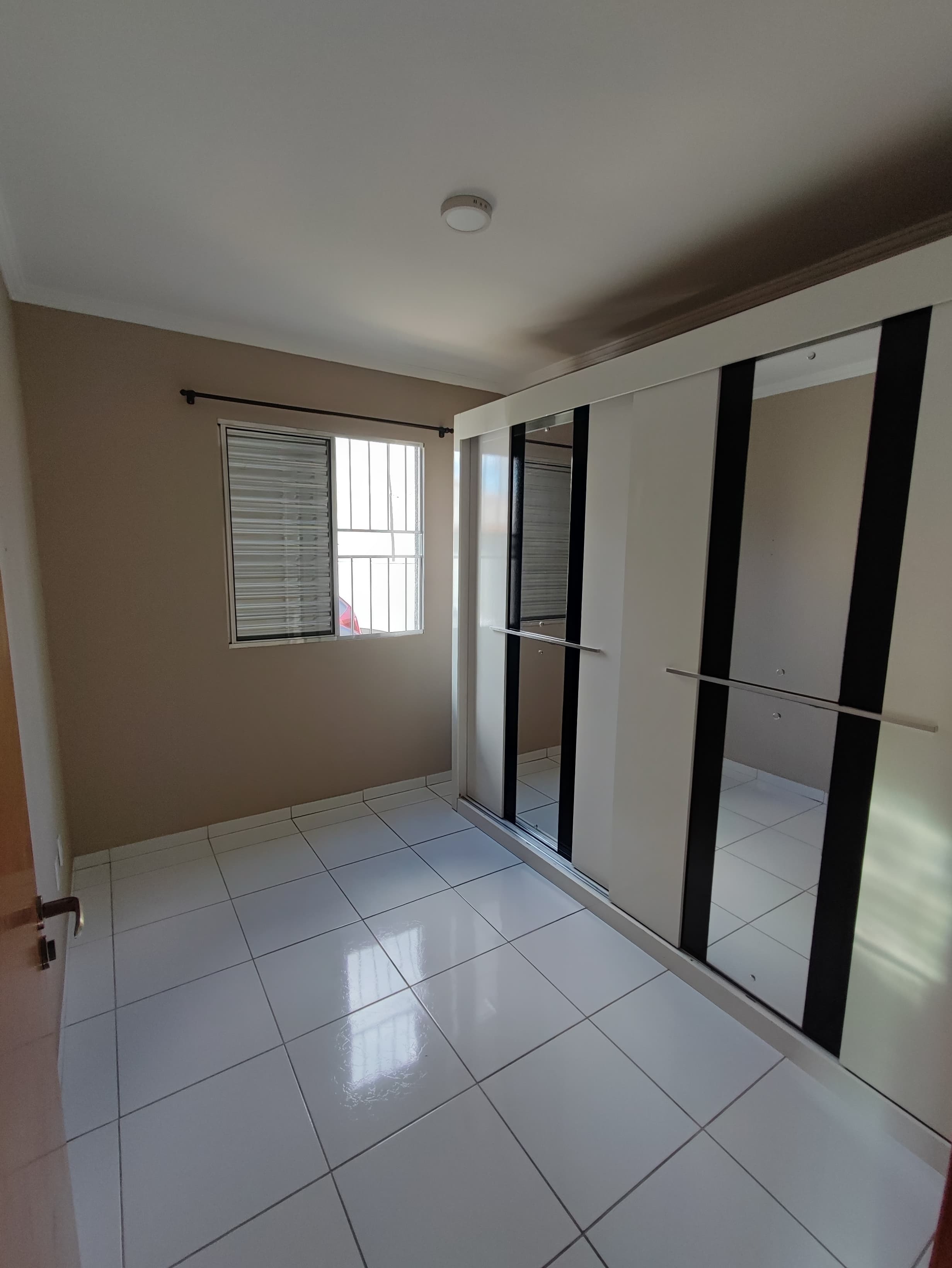 Apartamento à venda com 2 quartos, 57m² - Foto 6