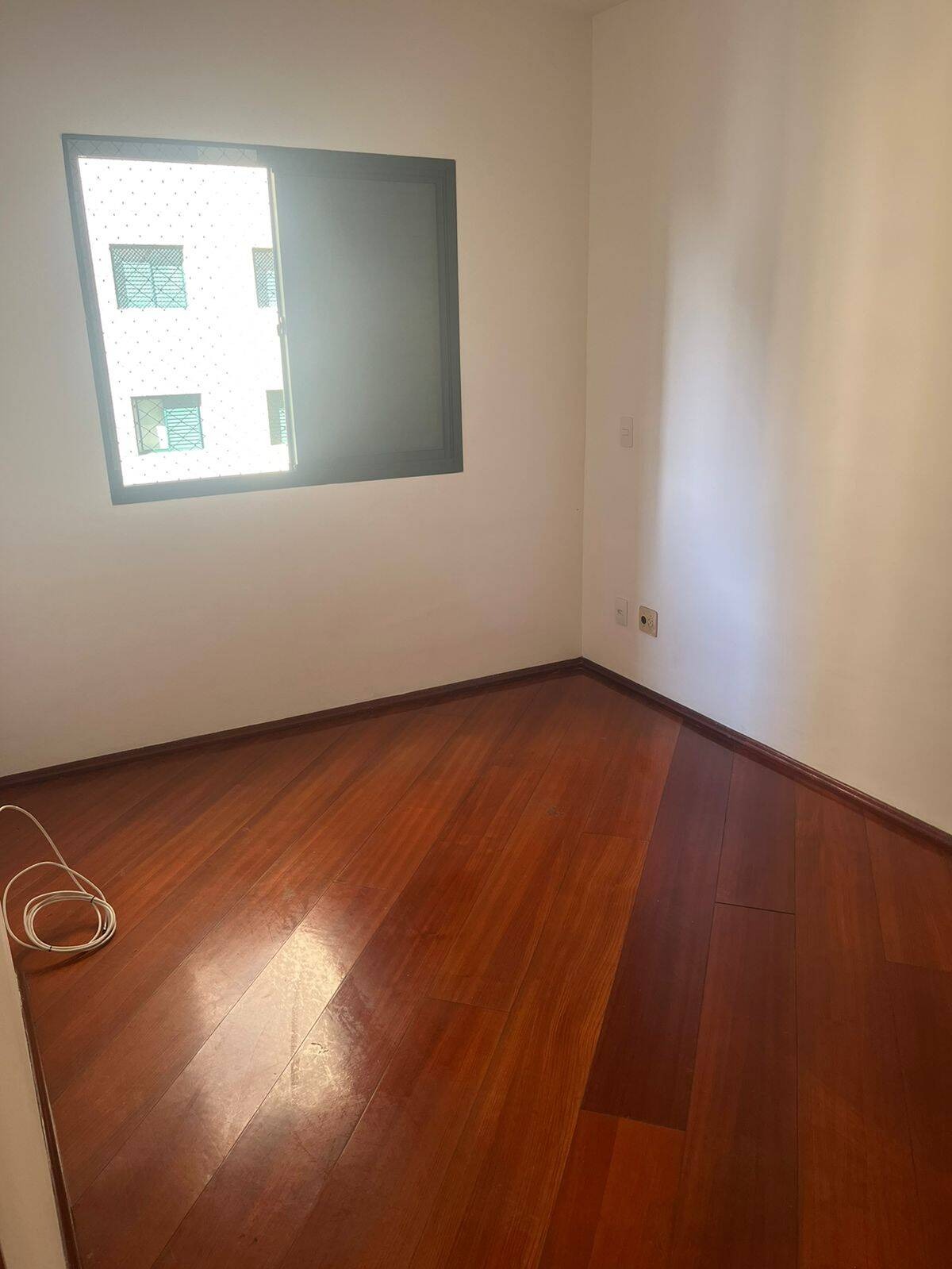 Apartamento para alugar com 2 quartos, 85m² - Foto 11