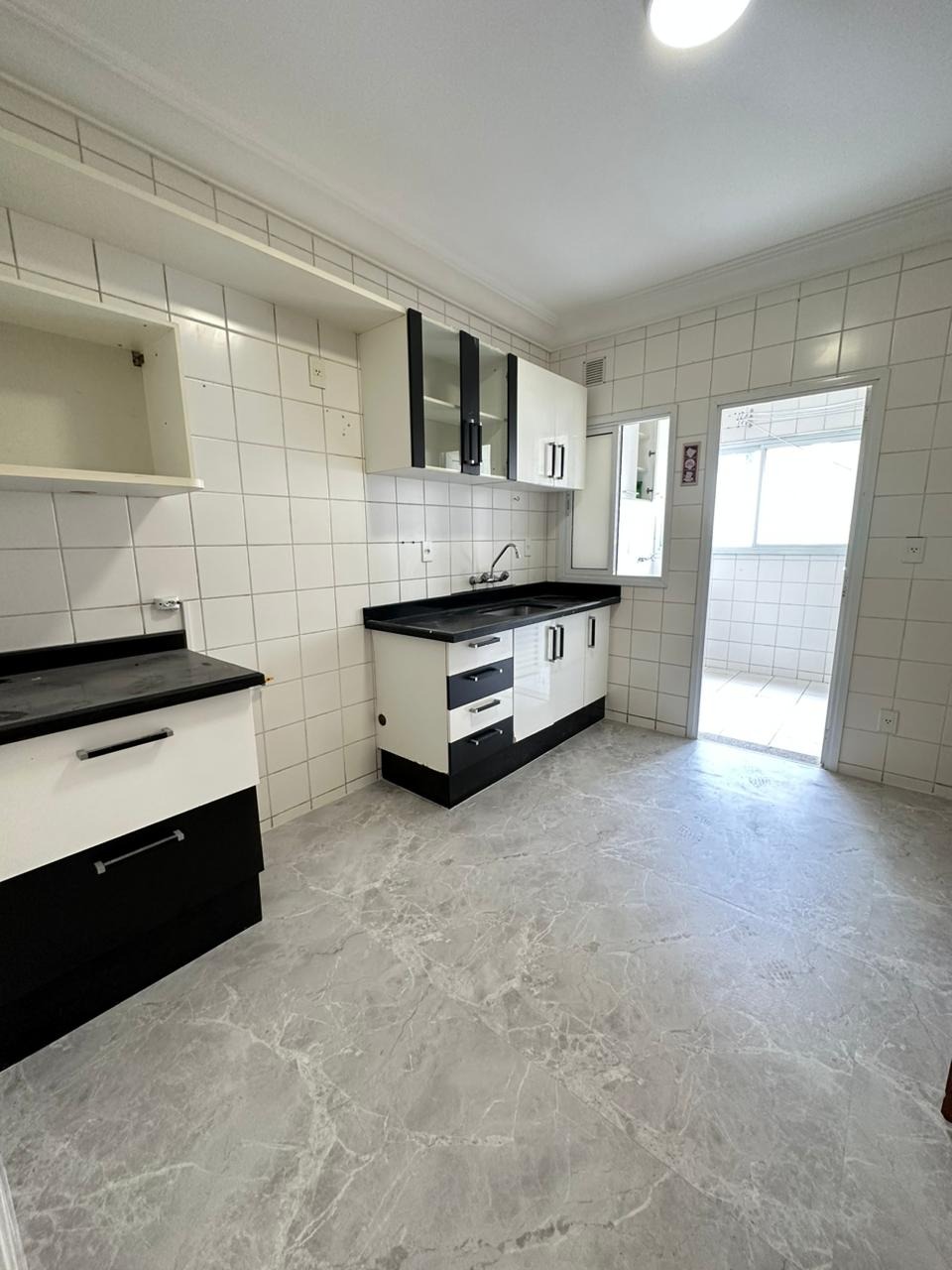 Apartamento à venda com 3 quartos, 85m² - Foto 23