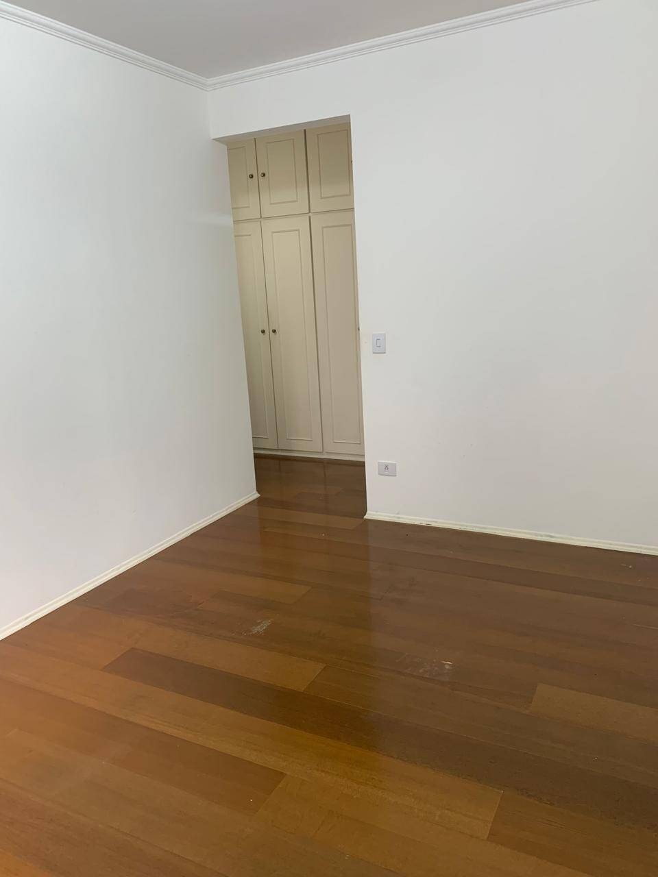 Apartamento para alugar com 4 quartos, 278m² - Foto 17