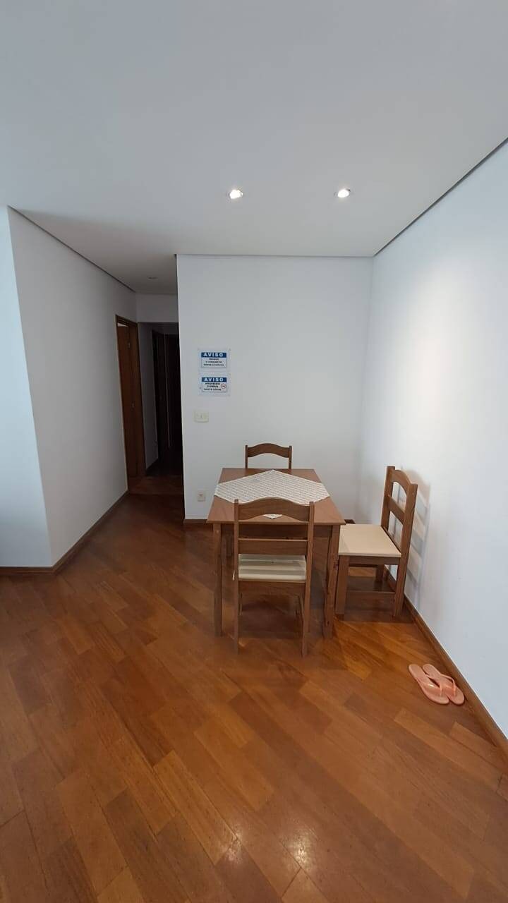 Apartamento à venda com 2 quartos, 80m² - Foto 2