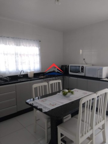 Casa à venda com 3 quartos, 179m² - Foto 17