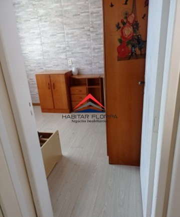 Casa à venda com 4 quartos, 100m² - Foto 5