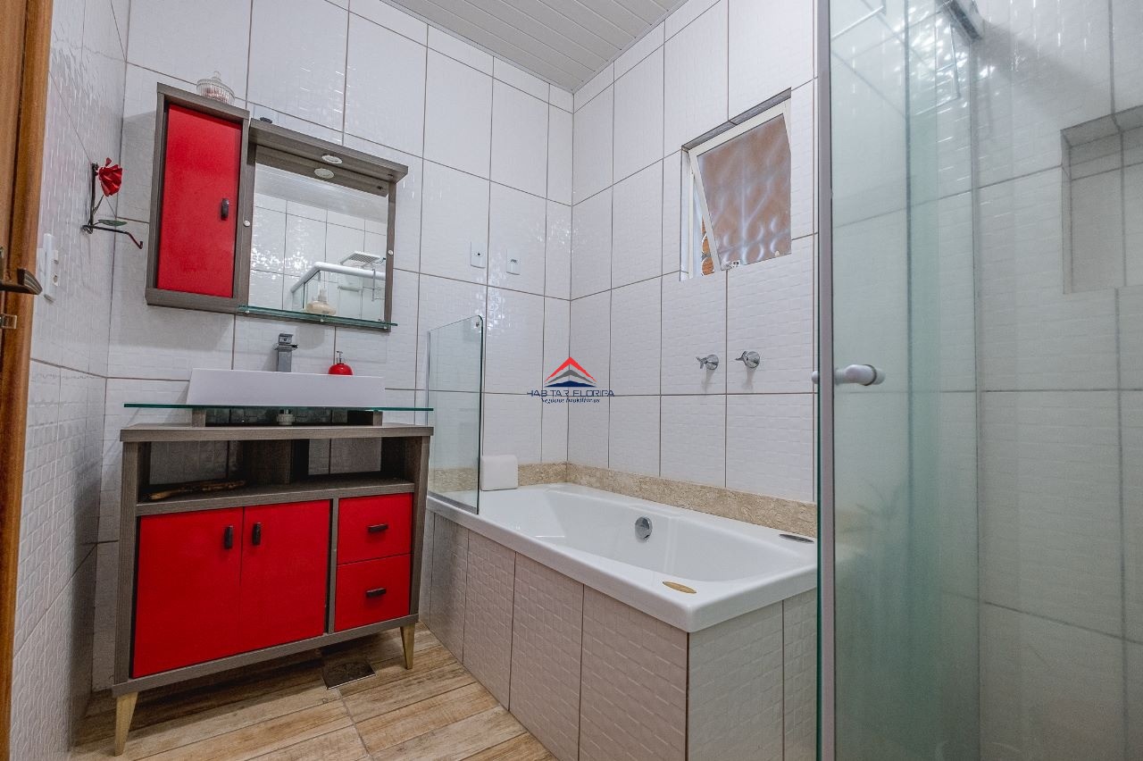 Casa à venda com 4 quartos, 80m² - Foto 17