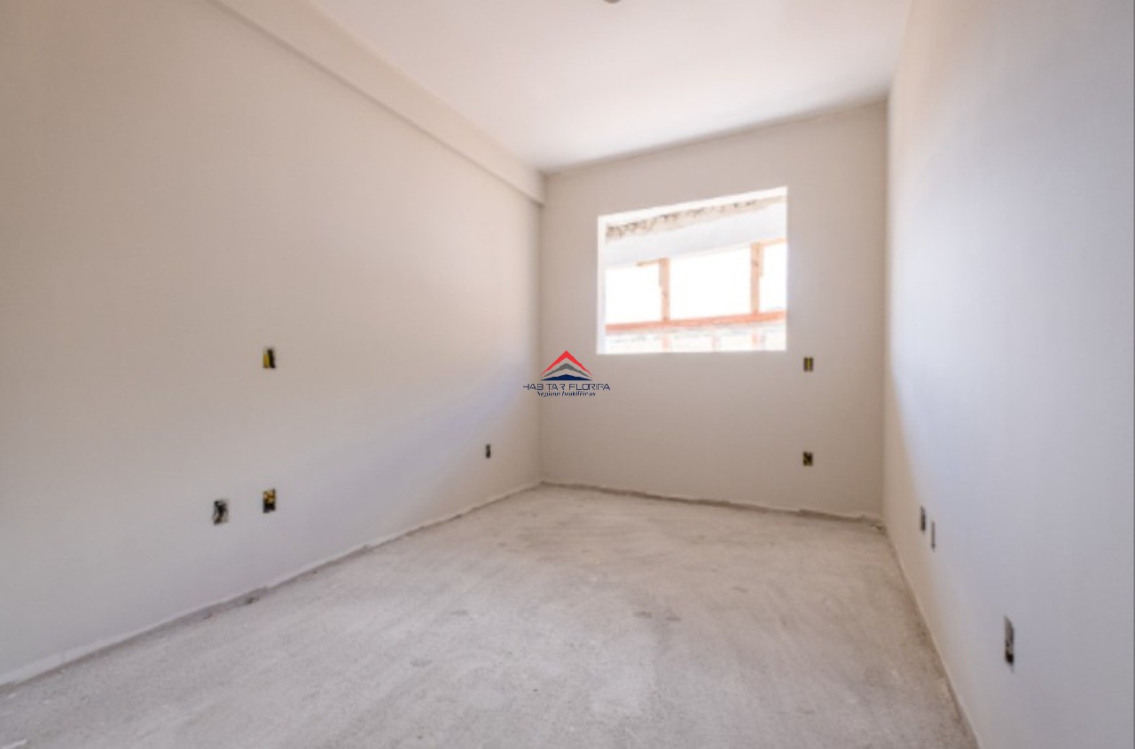 Apartamento à venda com 3 quartos, 90m² - Foto 2