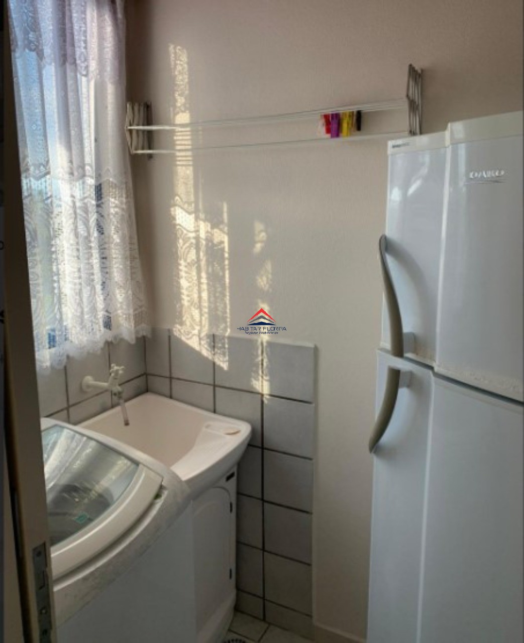 Apartamento à venda com 2 quartos, 80m² - Foto 2